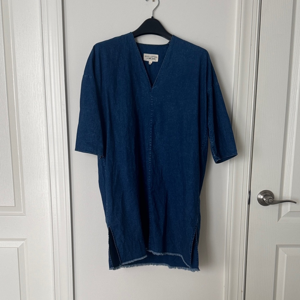 NILI LOTAN Blue Denim V-Neck mini dress XS perfect condition never worn